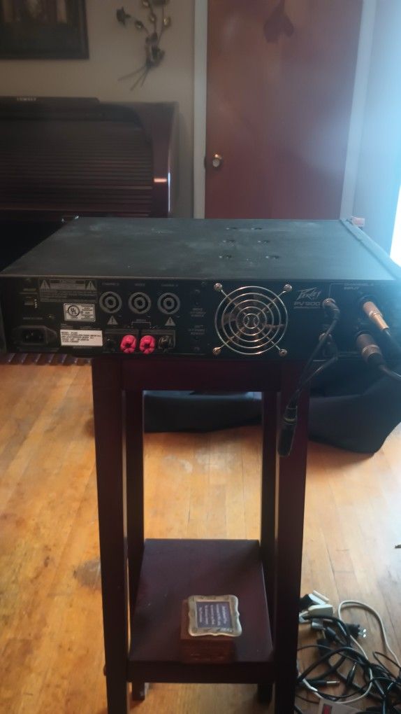 Caravan Speaker and Amplifier 