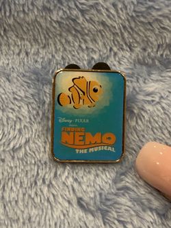 Disney trading pin - finding Nemo the musical- Pixar