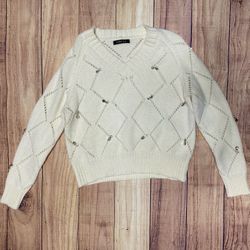 White Beautiful  Sweater With Diamonds Pendants Front And Black 