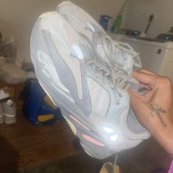 Yeezy Sneakers