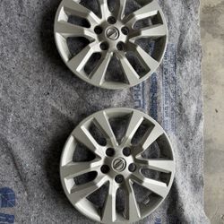 Nissan Hub Caps
