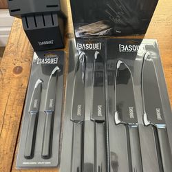 New Knife Block & 6 Matte Black Knives Set
