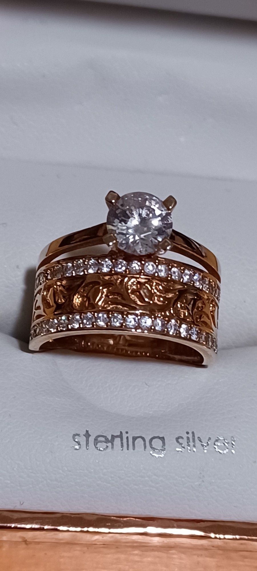 Beautiful Sterling Silver Rose Gold Crystal Ring Women's Size 7