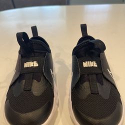 Nikes 