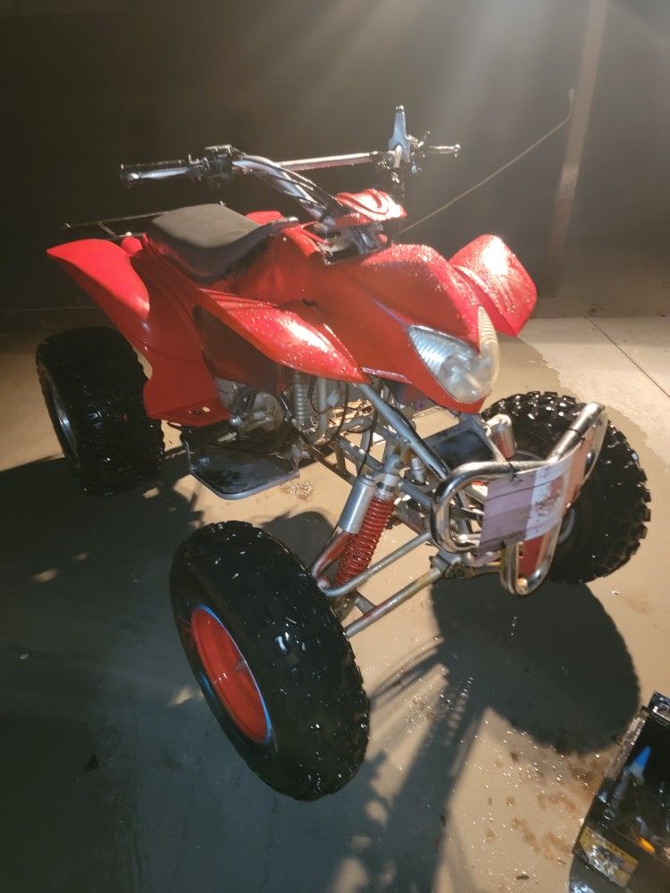 Roketa 250cc Atv