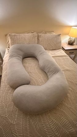 Pregnancy Pillow