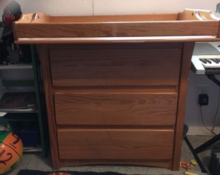 Kidkraft baby dresser changing pad top