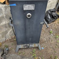Smoke Hollow Smoker 