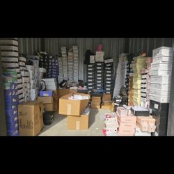 HUGE Lot 350-450 Pairs Women's Heels & Shoes - New in Boxes! Bulk Wholesale !