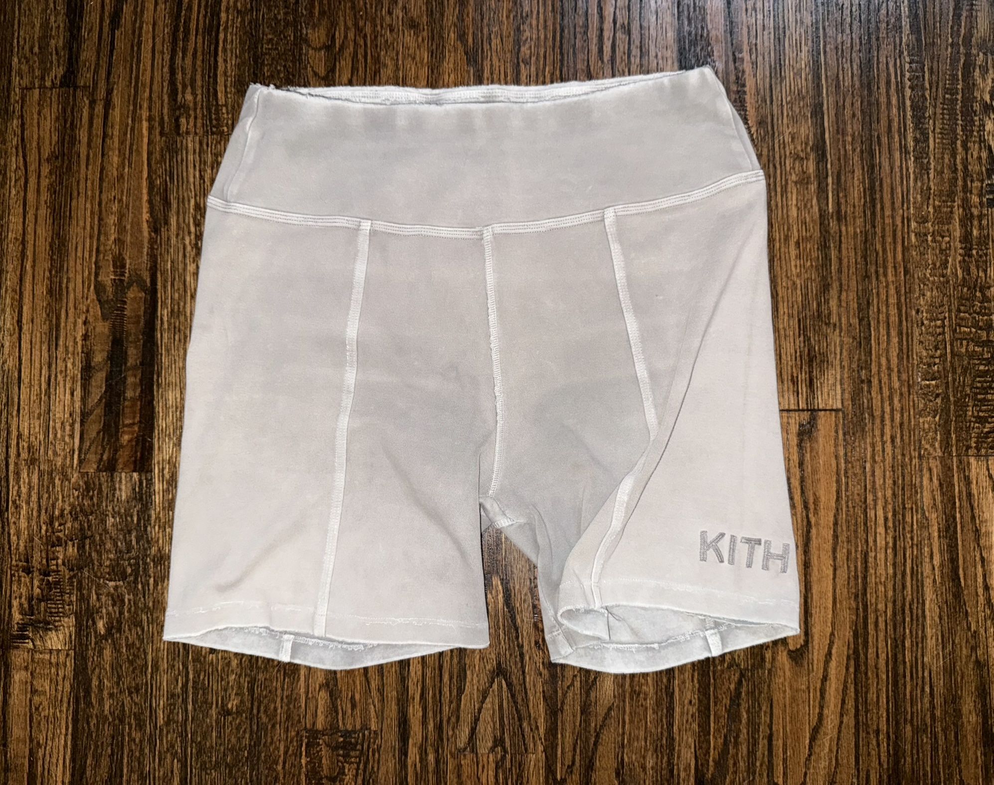 Kith Erika Gray Crystal Wash Biker Shorts Size Large