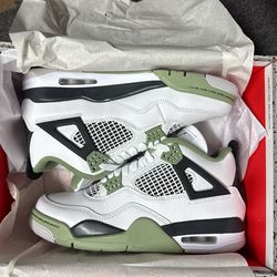 Nike Air Jordan 4 Seafoam Women’s Size 7 AQ9129-103