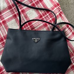 Bag Prada Used Look New 