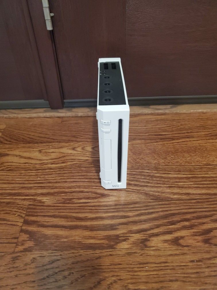 Nintendo wii box only for PARTS and Repair only for Sale in Park Ridge, IL OfferUp