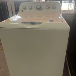 G.E Top Load Washer With Agitator