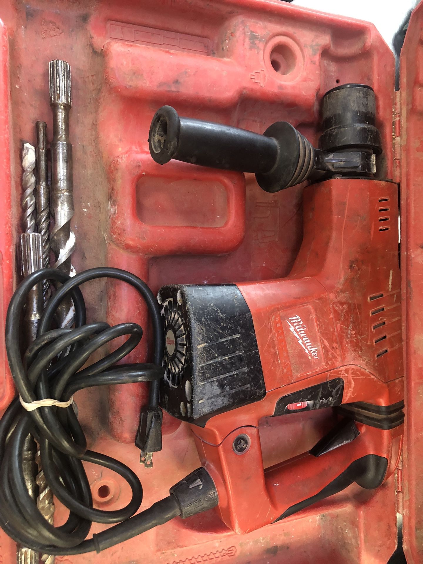 MILWAUKEE ROTARY HAMMER DRILL