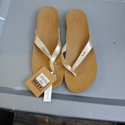New Ladies Reef  flip flops Size 10