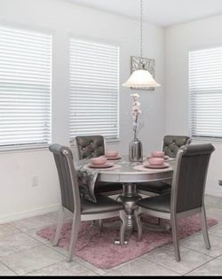 ✨ Bedroom & Dining Room Furniture Set – $500 OBO ✨