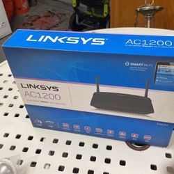 Linksys Wifi Router AC1200