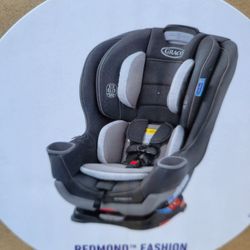 Graco extend2fit platinum convertible car hotsell seat hayden
