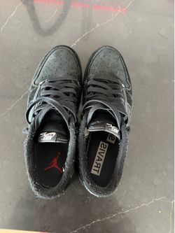 Black dunks