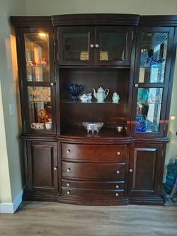Hutch, China cabinet, buffet, Cherry, chinero, gabinete,
