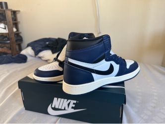 1985 Air Jordan 1 Midnight Navy/Black-White