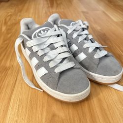 Grey Adidas Campus’s