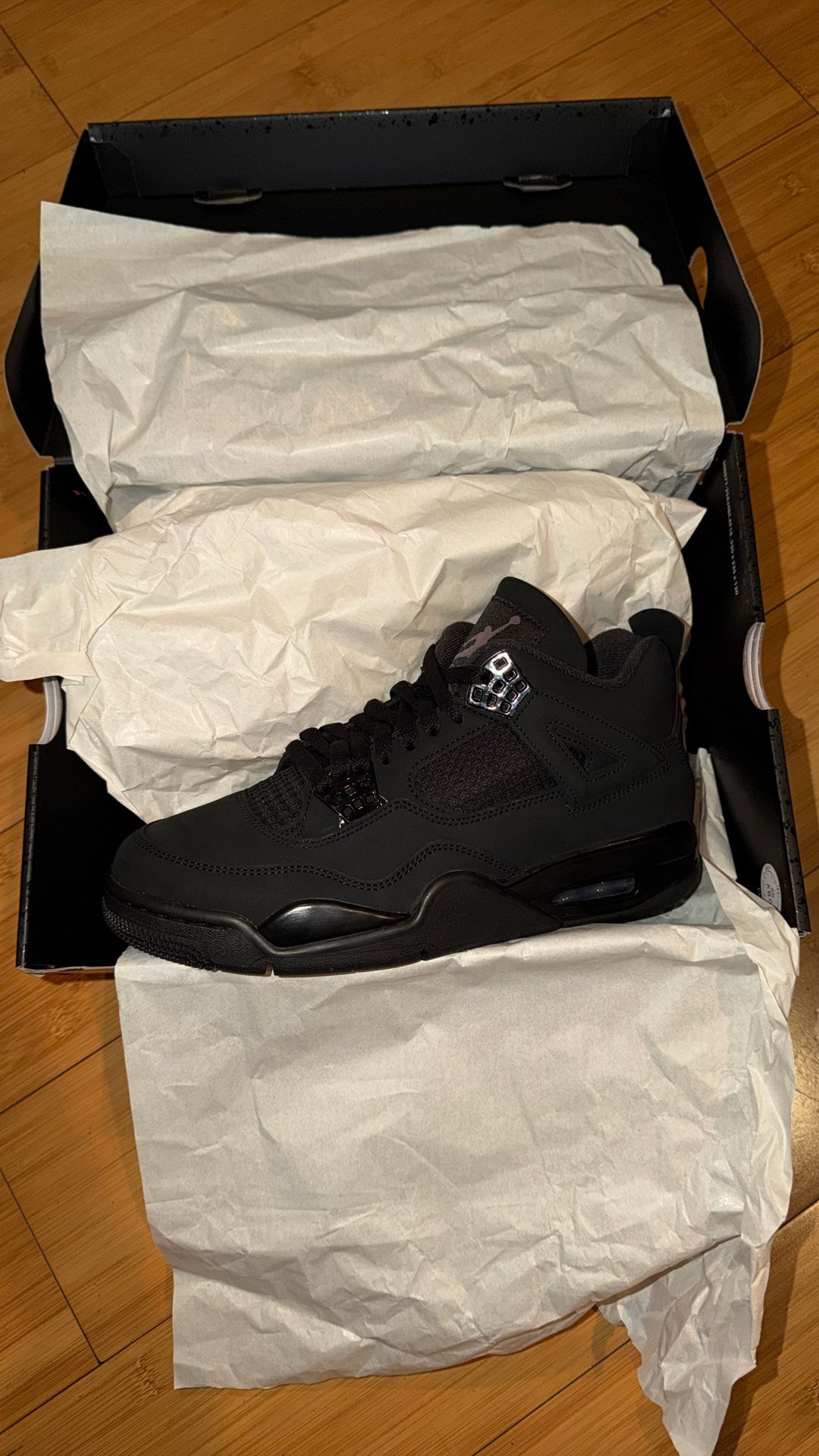 AIR JORDAN 4 RETRO BLACK CAT SIZES 8.5 / 10.5 / 11 / 12 / 13