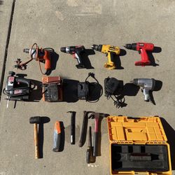 Tools/drills/impact/charger Misc