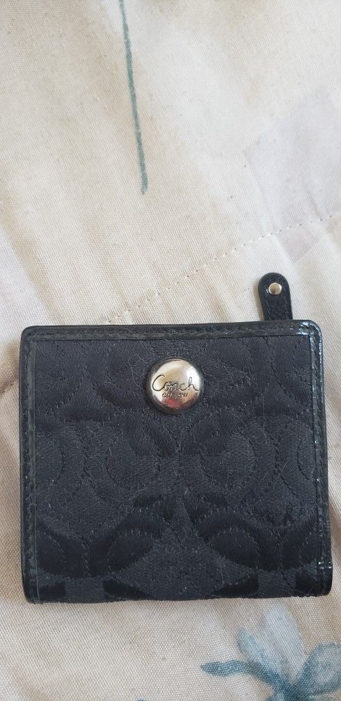 Small Black Coach Wallet