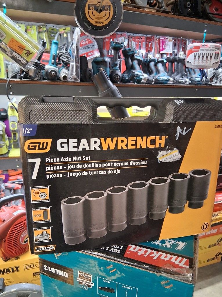 GREARWRENCH  7 PIECE AXLE NUT SET 