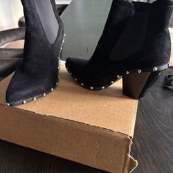 Black Ankle Boots 