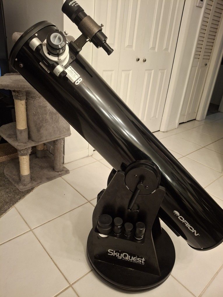 Orion XT8 8" Dobsonian telescope ULTIMATE STARTER SET!