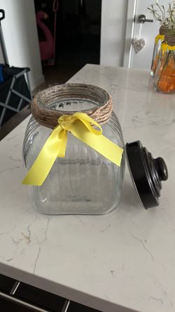 Candy jar
