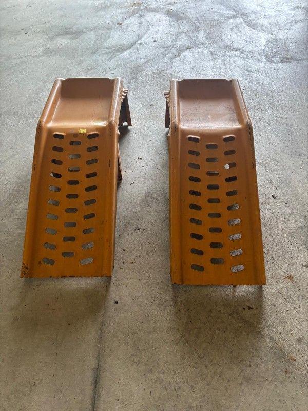 Sturdy Metal Ramp
