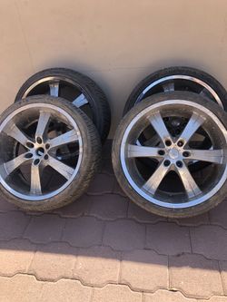 285/35z Cr 22 6 Tires And 4 Rims