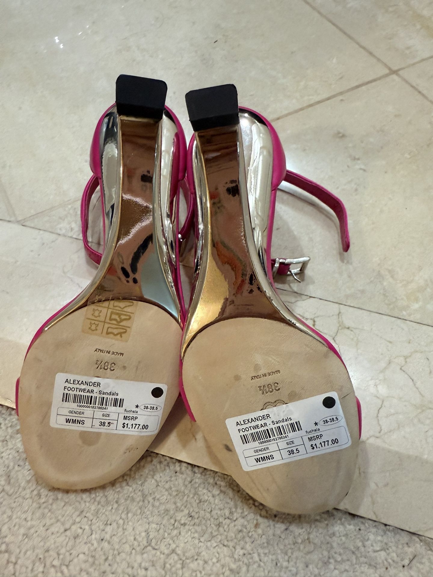 Alexander McQueen Arc Sandals – Hot Pink – Size 8.5