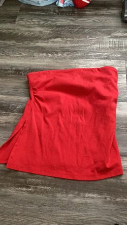 Red split flowy tube top