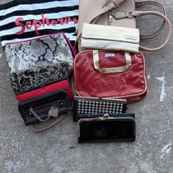 Purses/Makeup Bags/Wallets