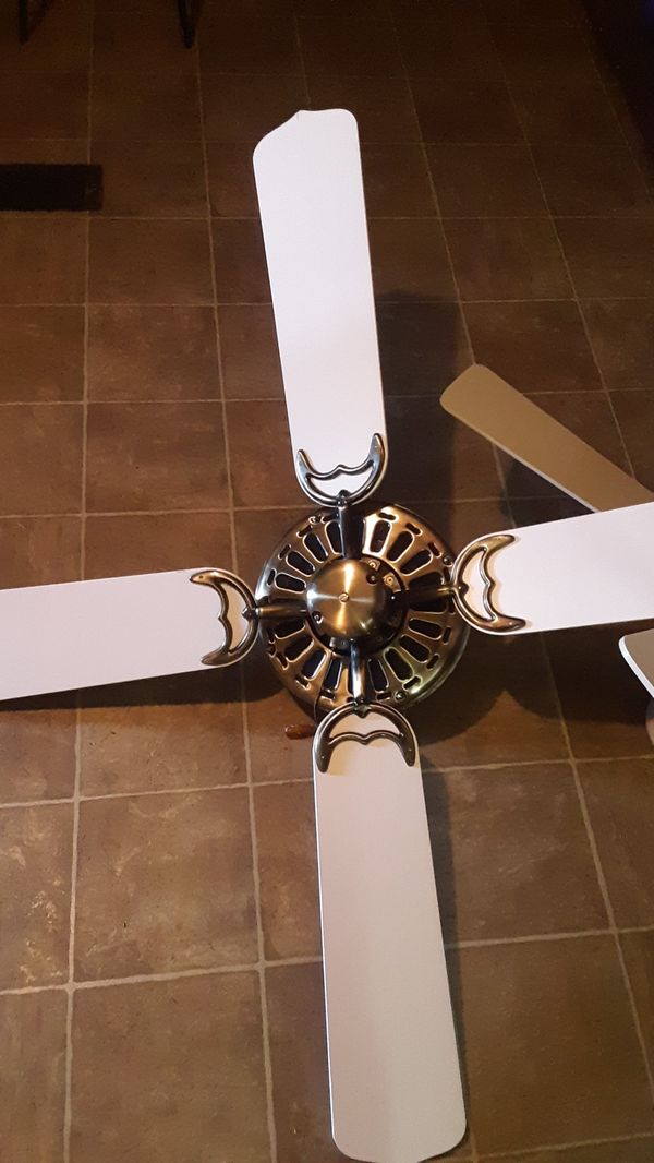 2 working ceiling fans for Sale in Hudson, FL OfferUp