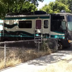 Rv Motorhome 