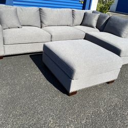Sectional Sofa ! Sectional Couch ! Grey Sofa ! Couch ! Free Delivery 