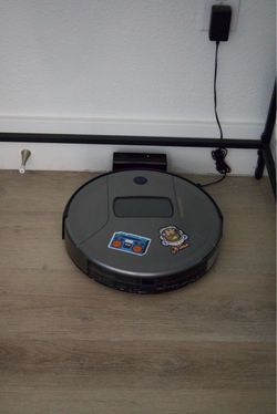 bObsweep Robot Vacuum + Charging Dock