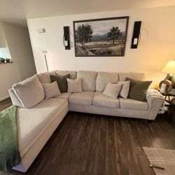 L-Shaped Sectional In Good Condition!