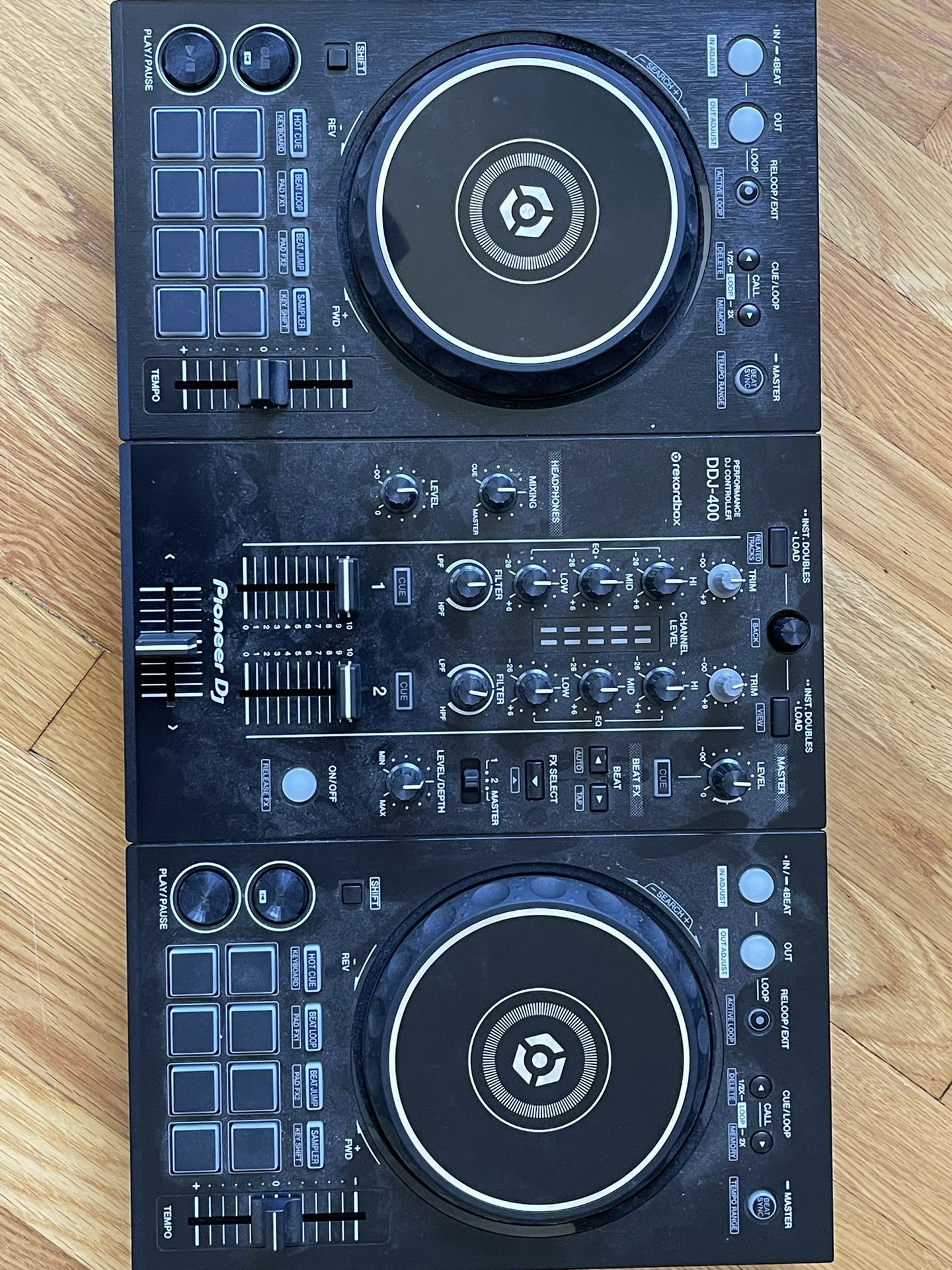 Pioneer DDJ400 DJ Controller for Sale in Escondido, CA OfferUp