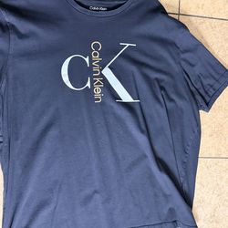 Men’s Calvin Klein Shirt