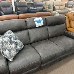 Recliner couch - like new, steel frame, great quality