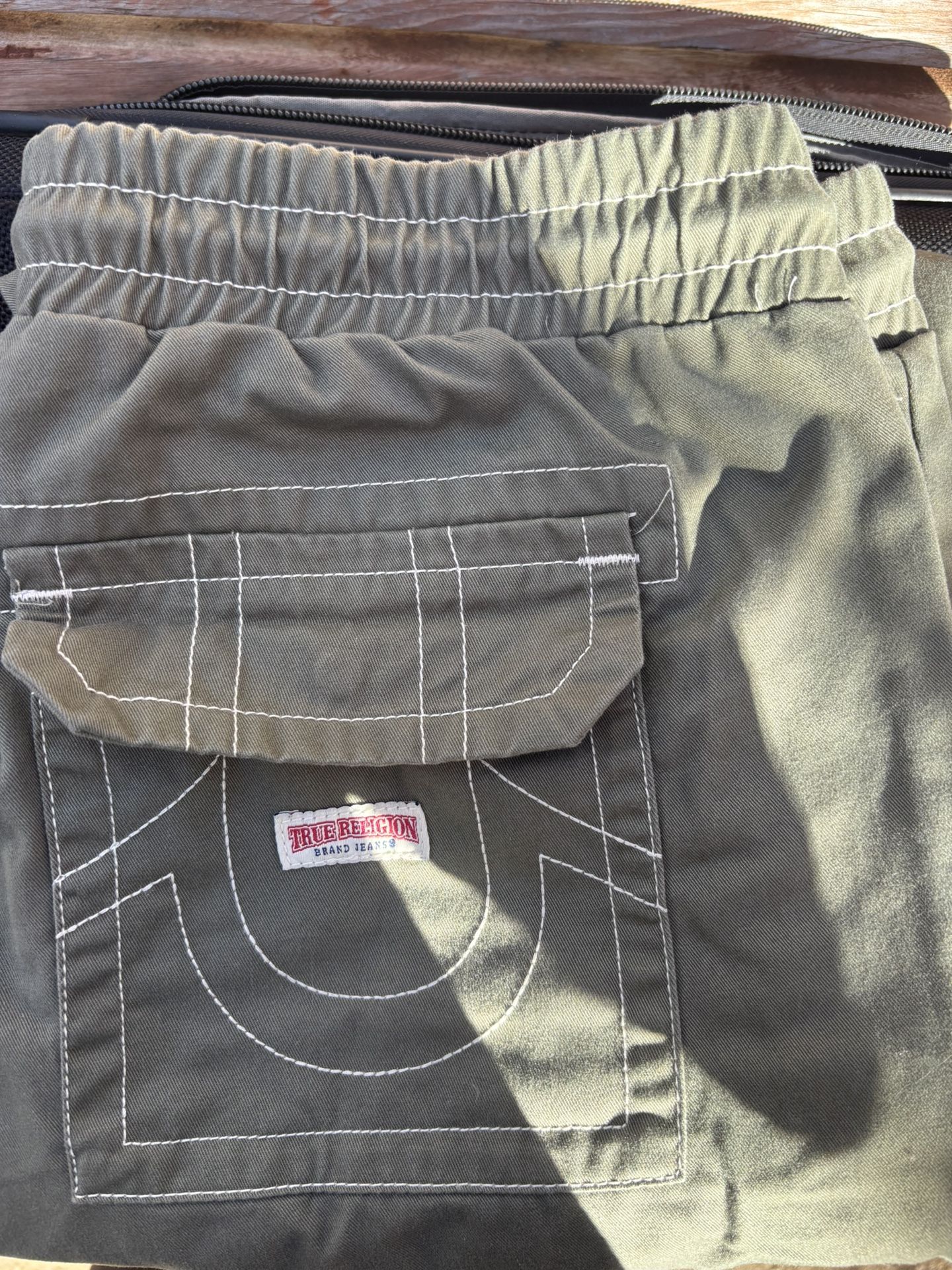 Men’s True Religion Pants