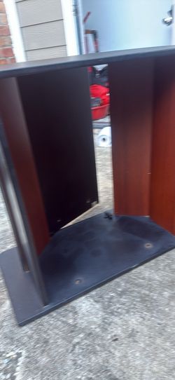 Fish tank stand