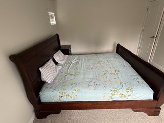King size bed frame&night stand with 4 drawers